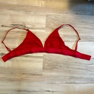 Calvin Klein 34b red bra